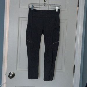 Lululemon Cropped Leggings - Size 6